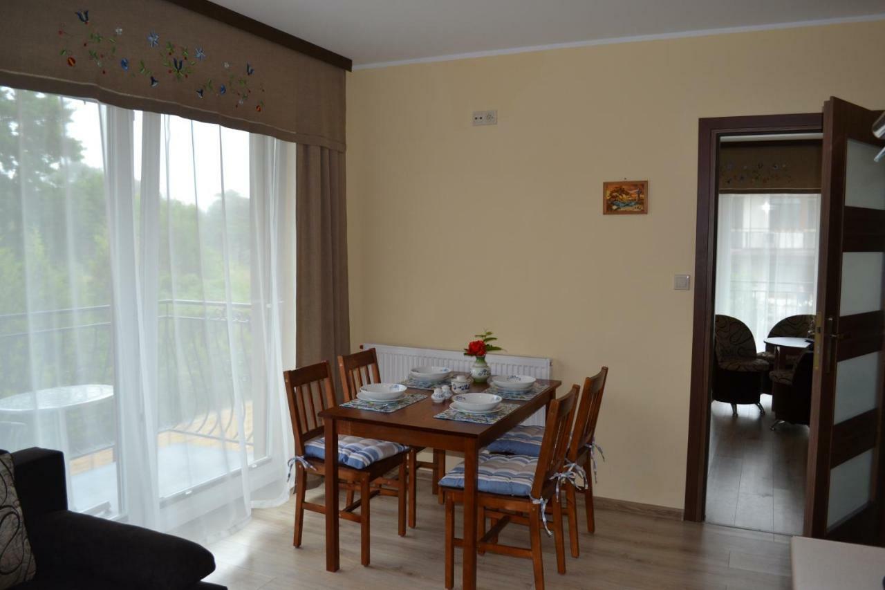 Dom Jastrzebia Z Basenem I Jacuzzi Apartamento Jastrzębia Góra Exterior foto