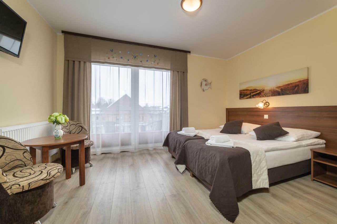 Dom Jastrzebia Z Basenem I Jacuzzi Apartamento Jastrzębia Góra Exterior foto
