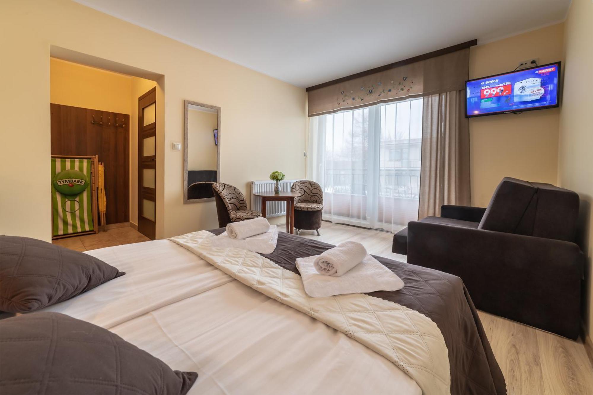 Dom Jastrzebia Z Basenem I Jacuzzi Apartamento Jastrzębia Góra Exterior foto
