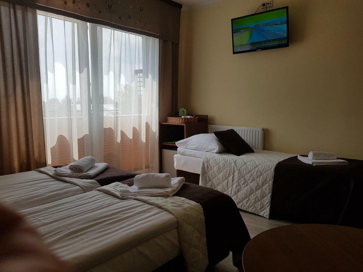 Dom Jastrzebia Z Basenem I Jacuzzi Apartamento Jastrzębia Góra Exterior foto