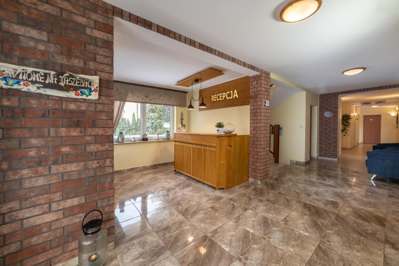 Dom Jastrzebia Z Basenem I Jacuzzi Apartamento Jastrzębia Góra Exterior foto